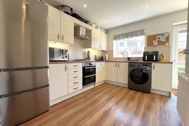 30, Orchard Way, Weymouth photo 3