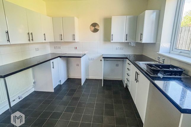 4 Tintern Avenue, Bolton photo 2