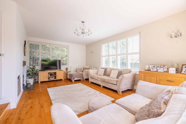 23, Aldbourne Road, Burnham photo 4