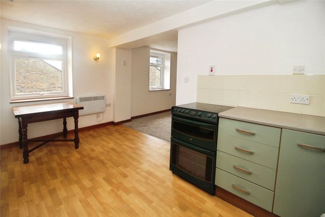 Flat 2,, The Mill, Holsworthy photo 5