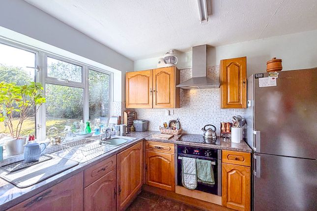 53, Pinn Way, Ruislip photo 5