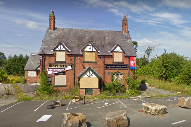Hotel/guest house to let in Swanlow Lane, Winsford