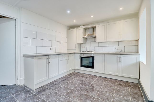 Flat Flat 1, 156, York Road, Southend-on-sea photo 2
