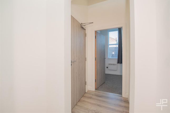 Apt 2, 45, Cross Lane, Newton-Le-Willows photo 4