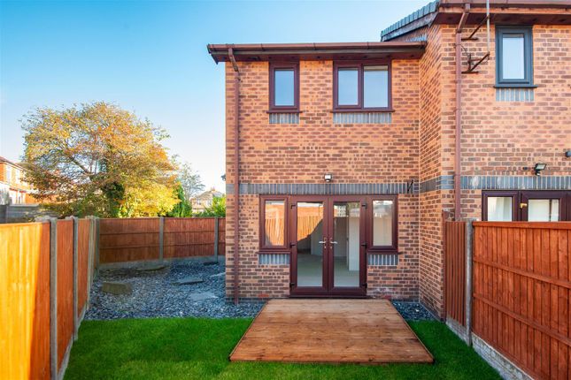 8, Mosslands, Leyland photo 4