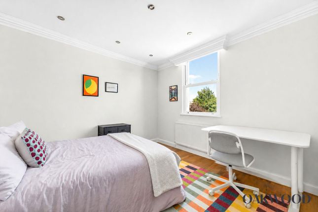 Flat 2, 47 Barbauld Road, London photo 4