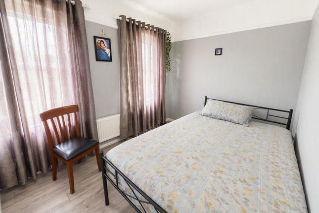 Flat 2, Dorchester photo 5