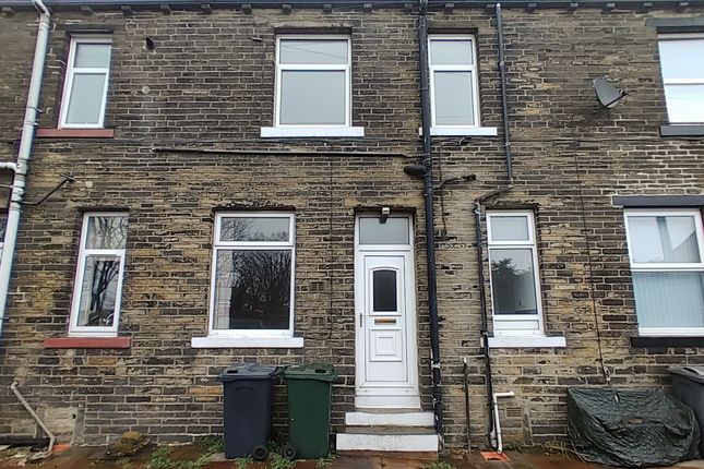 Thumbnail Terraced house to rent in Jester Place, Queensbury, Bradford