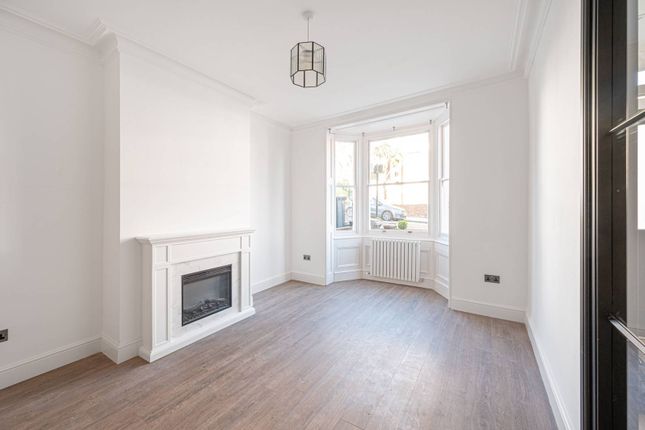 Terraced house to rent in Ravenshaw Street, West Hampstead, London