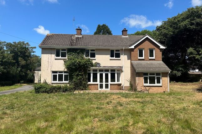 Thumbnail Country house for sale in Manor Close, Fremington, Barnstaple
