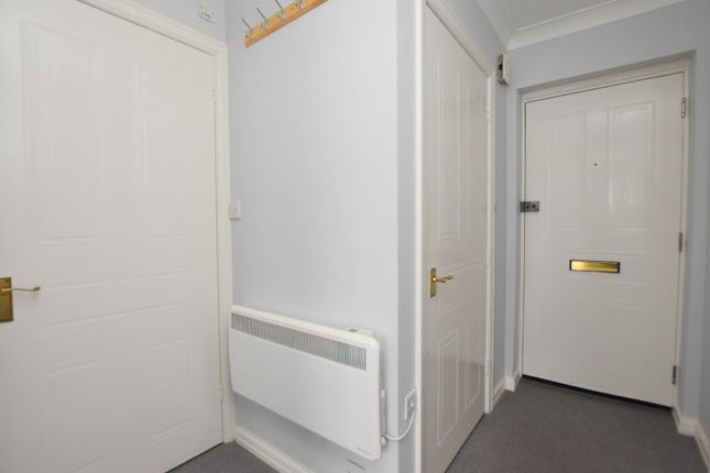 Flat 32, Springwood Court, Church Road, New Romney photo 4