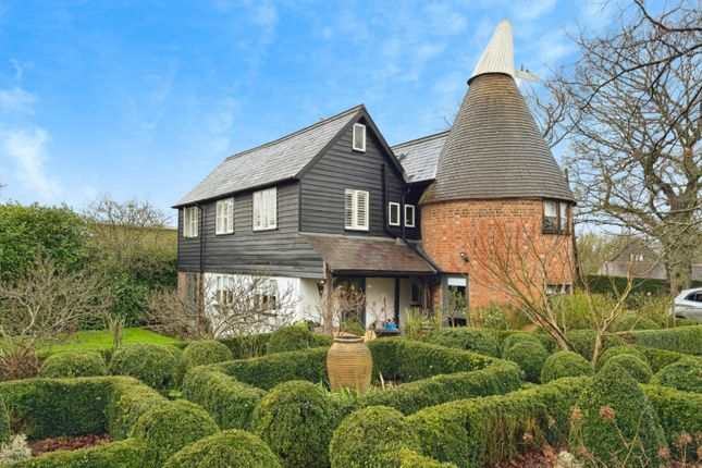 Obeden Farm Oast, Snughorne Lane, Ashford photo 2