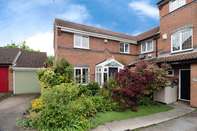 End terrace house for sale in Clifford Road, Chafford Hundred, Essex