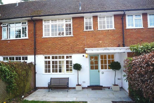 3 Bedroom Houses To Let In Redhill Surrey Primelocation