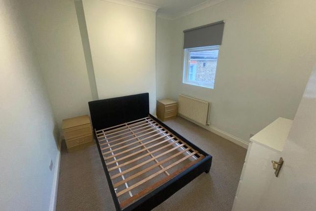 Flat to rent in Arthur Road, Edmonton