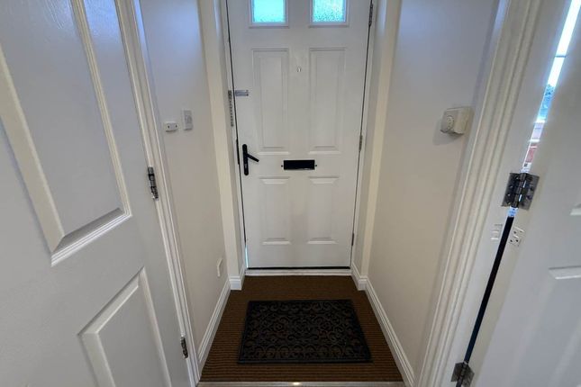 Harris Close, Frome Somerset photo 4