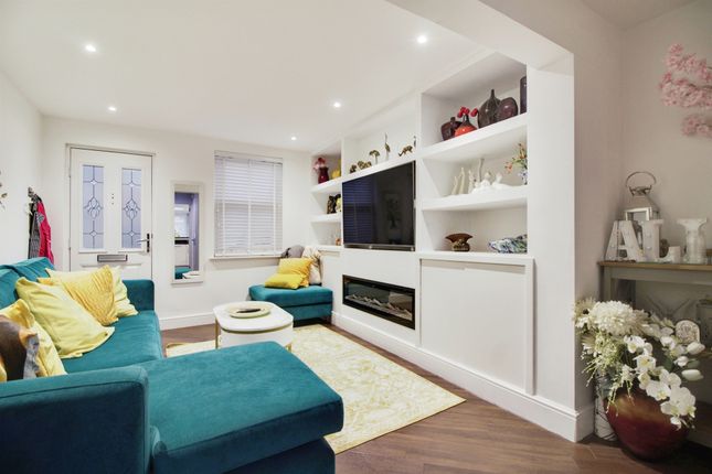 14, North Road, Hoddesdon photo 4