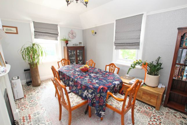 4 Normanhurst, St Johns Road, Eastbourne photo 4