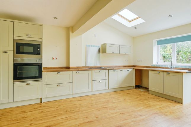 Link-detached house for sale in Giles Road, Lichfield