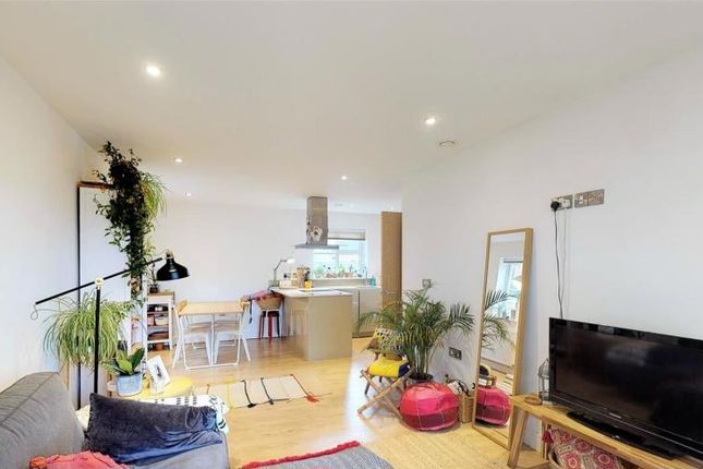 41, Mowbray Close, Epping photo 3