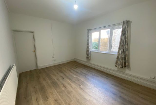 Flat 1, 26, Ninian Road, CARDIFF photo 4