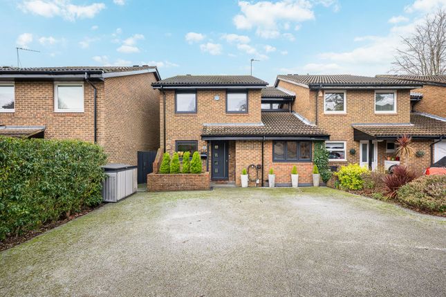 7 Cromlix Close, Chislehurst photo 2