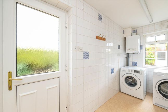 22Harveyavenue_031.Jpg