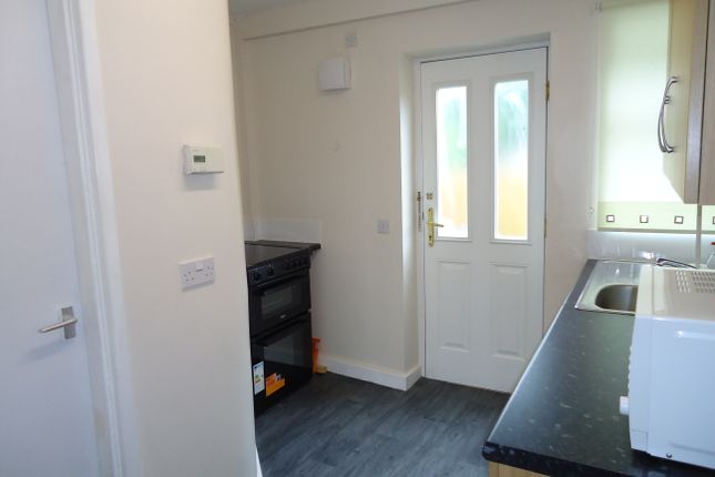 146, Middleton Park Avenue, Leeds photo 5
