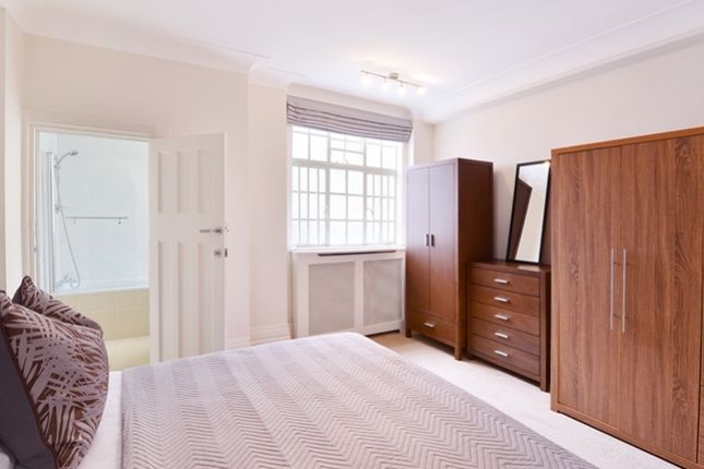 Flat 11, Strathmore Court, 143 Park Road, London photo 5