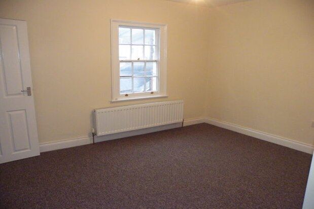 Flat to rent in 33A St. Thomas Street, Weymouth