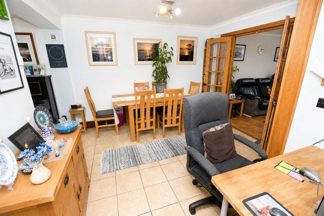 5, Brogden Crescent, Maidstone photo 4