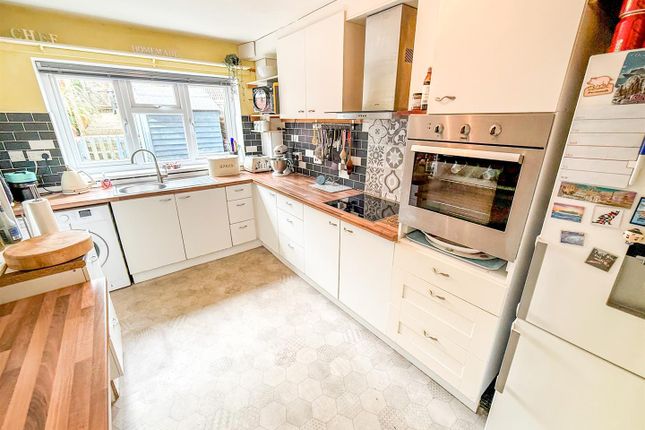 45, Llwyn Road, Oswestry photo 3
