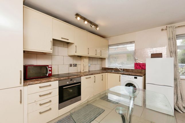 Flat for sale in Grove Cross Road, Camberley