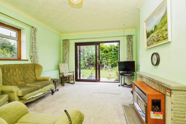 13, Victor Avenue, Margate photo 4