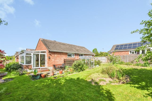 9, Meadow Road, Frome photo 3