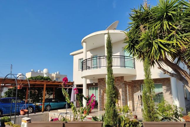 Thumbnail Villa for sale in Kato Paphos, Paphos, Cyprus