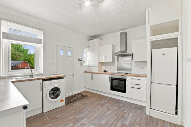 27, Clark Drive, Irvine photo 2