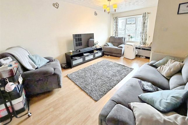 31, Barclay Court, Ilkeston photo 2