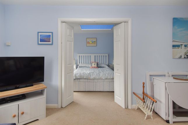 Flat 5, 49, Eversfield Place, St. Leonards-On-Sea photo 3