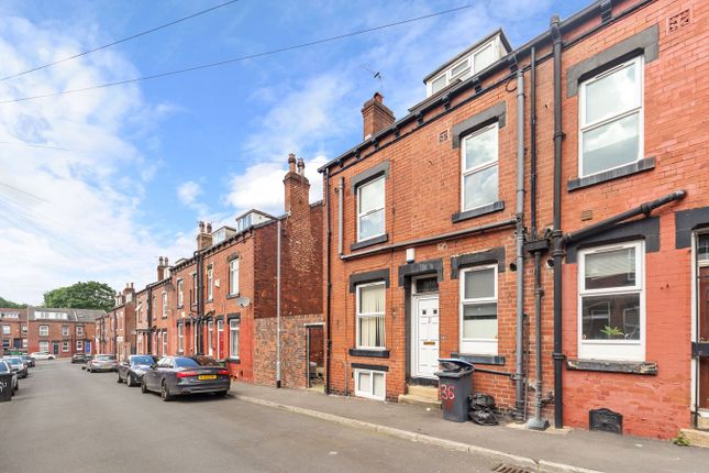 Thumbnail Terraced house for sale in Harold Mount, Leeds