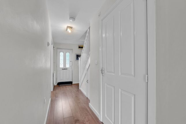 138, Hallfields Lane, Leicester photo 4