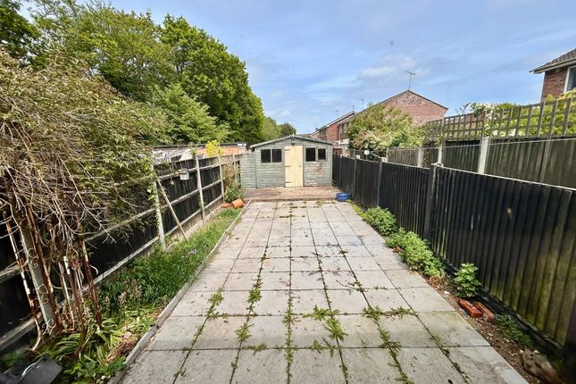 94, Spruce Avenue, Great Yarmouth photo 2