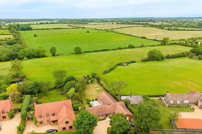 4-bed house on The Hollow, Grantham, £590,000