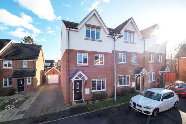 End terrace house for sale in Hilltop Gardens, Spencers Wood, Reading