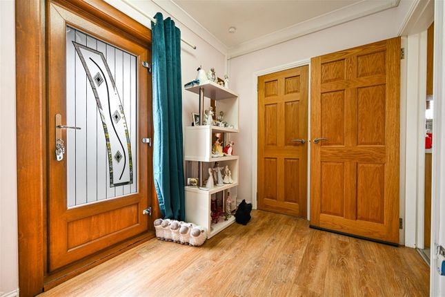 37, Tillanburn Road, Motherwell photo 4