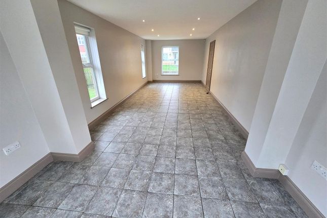 21, Carrel Road, Great Yarmouth photo 3