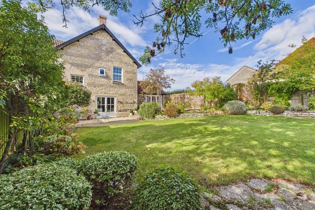 2-bed semi-detached on Little Court, Ganges Hill, Taunton, £525,000