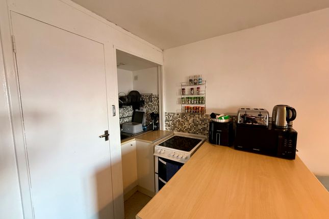 21, Langney Road, Eastbourne photo 4