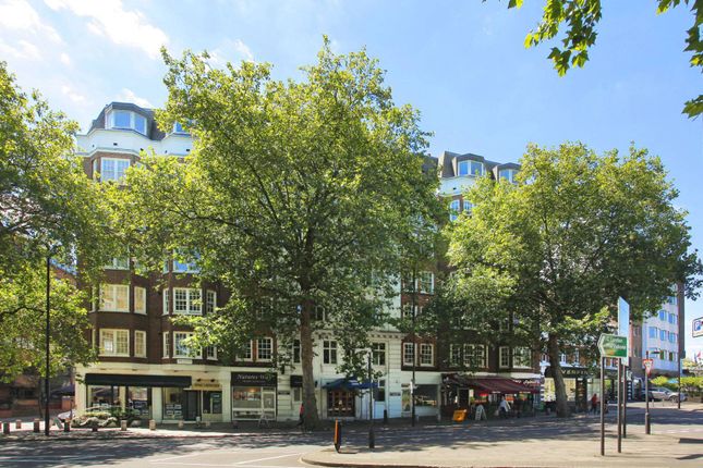 Flat to rent in Park Road, St John's Wood, London
