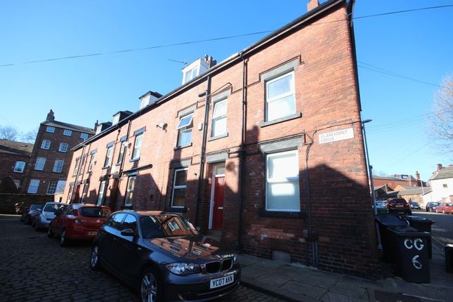2 Claremont Grove, Leeds photo 3